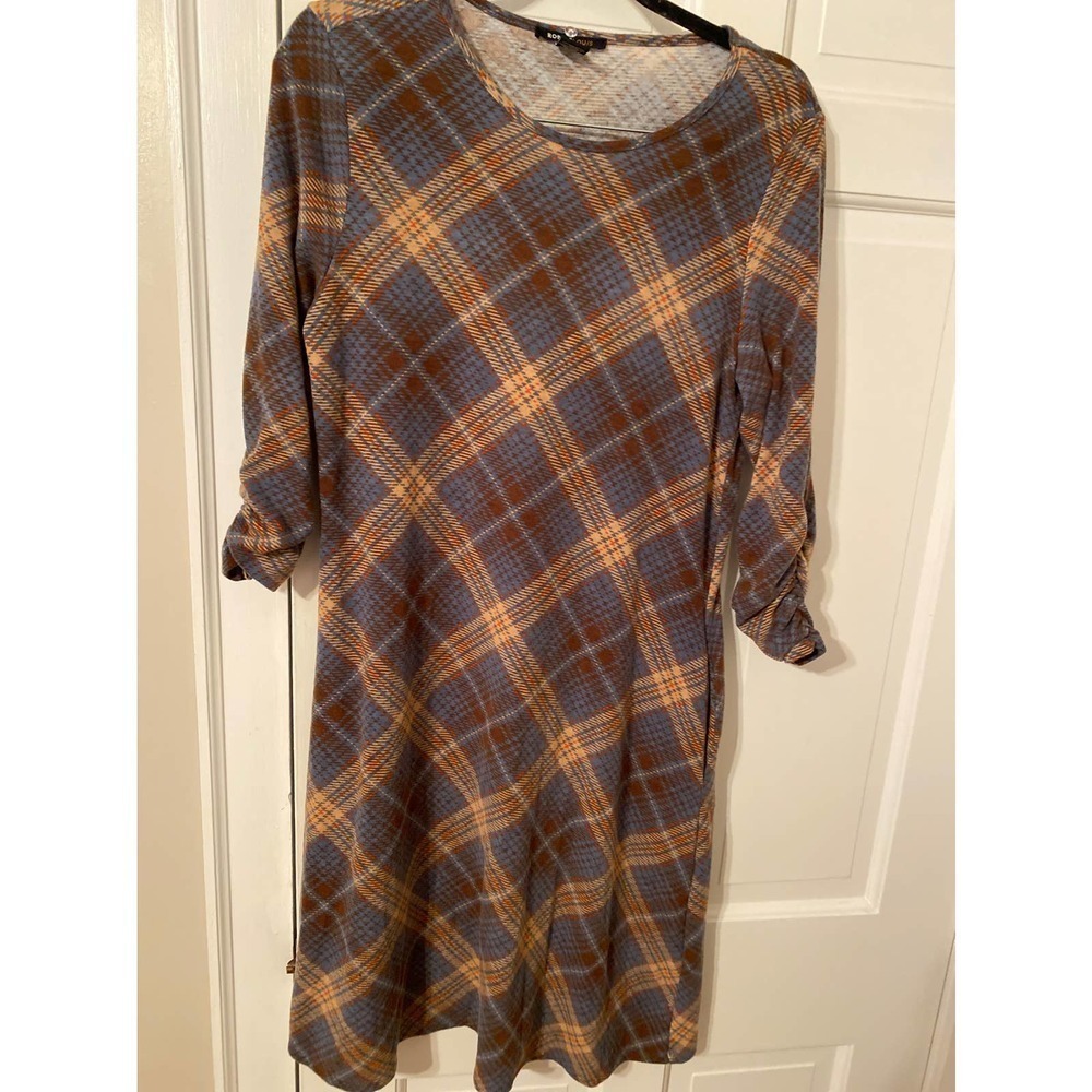 Robert Louis dress